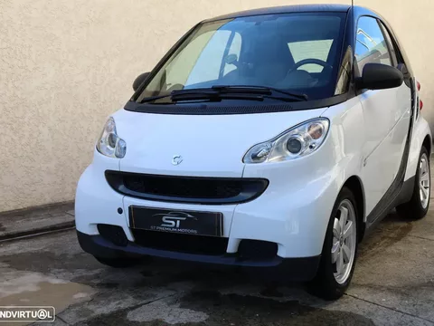 Smart ForTwo Coupé 1.0 mhd Pure 61