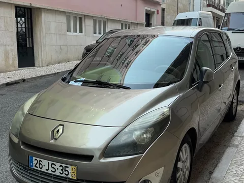 Renault Grand Scénic 1.5 dCi Dynamique S 7L
