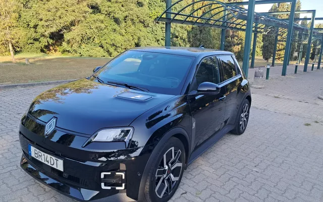Renault 5 E-Tech 52 kWh Iconic Cinq Autonomia Conforto