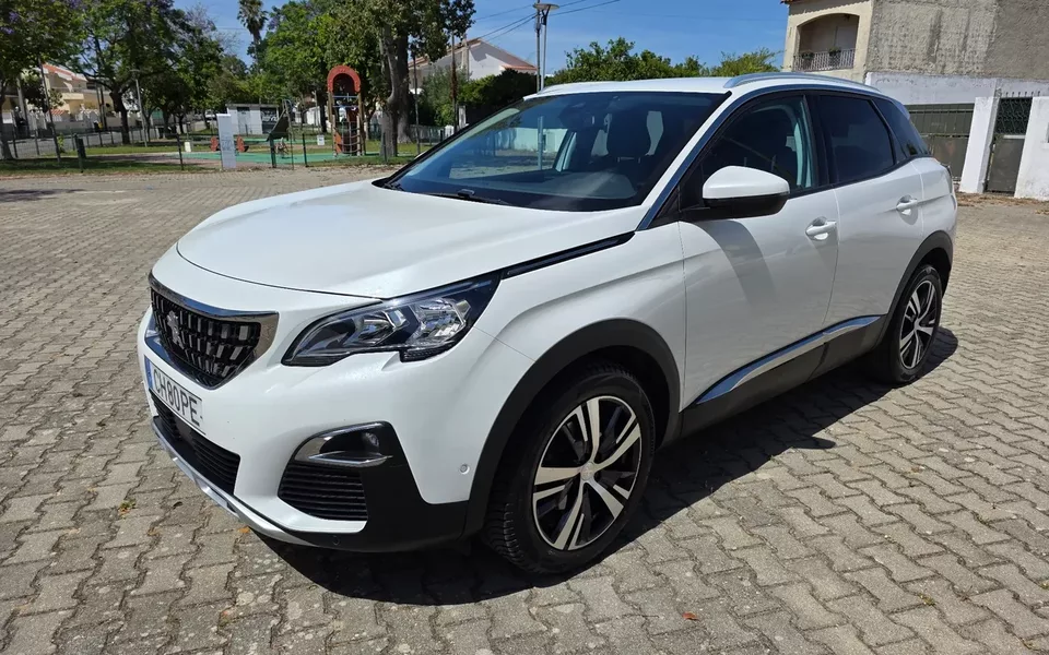 Peugeot 3008 1.2 PureTech Allure Pack