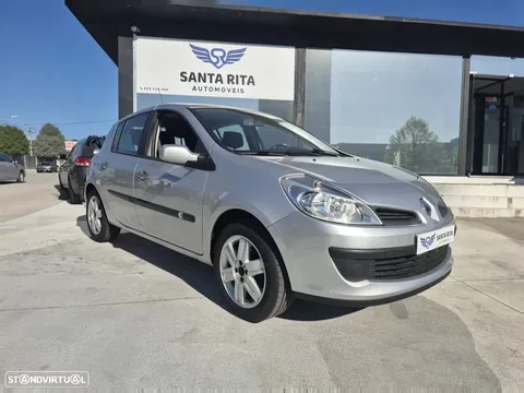 Renault Clio 1.2 16V Dynamique Luxe QS