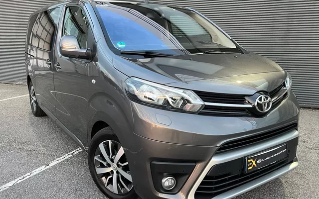 Toyota Proace 2,0-l-D-4D L1 (8L) Auto Verso Club