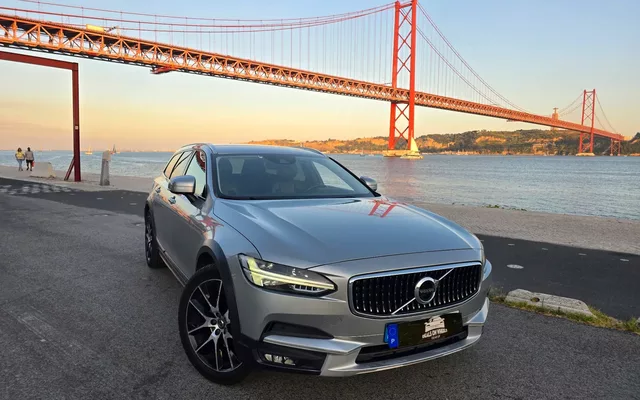 Volvo V90 Cross Country 2.0 D4 Plus AWD Geartronic