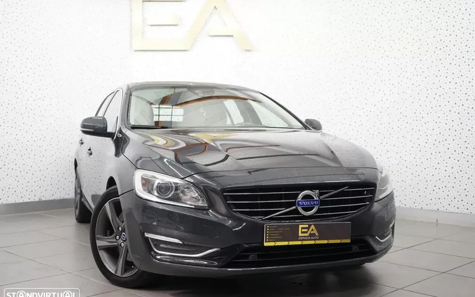 Volvo V60 2.4 D6 Summum AWD Phev
