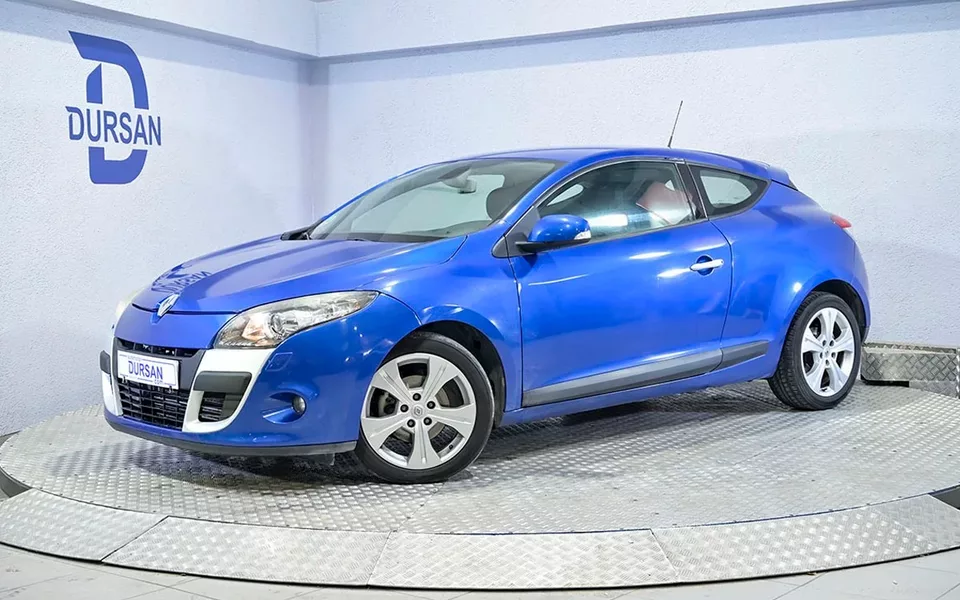 RENAULT Mégane Mégane Coupé 1.9dCi Dynamique - 7990€ en Valladolid