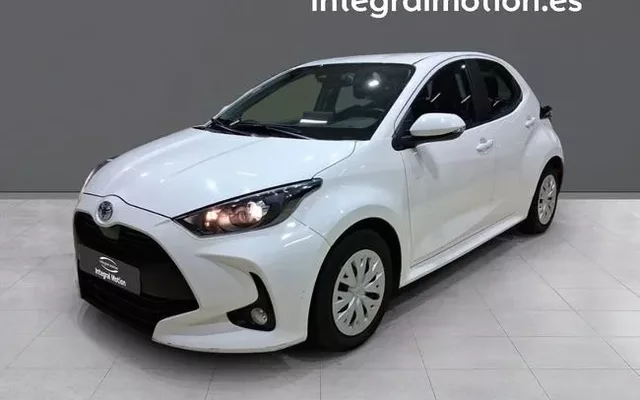 TOYOTA Yaris Yaris 1.0 Business