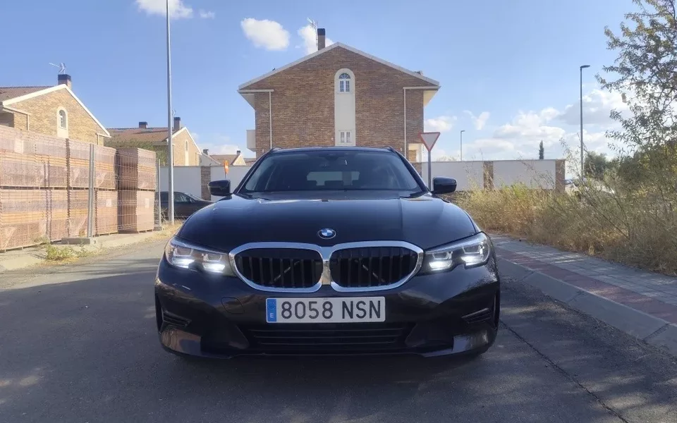 BMW Serie 3 318dA Touring