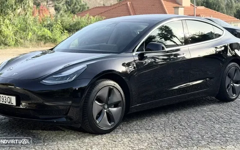 Tesla Model 3 Standard Range Plus RWD