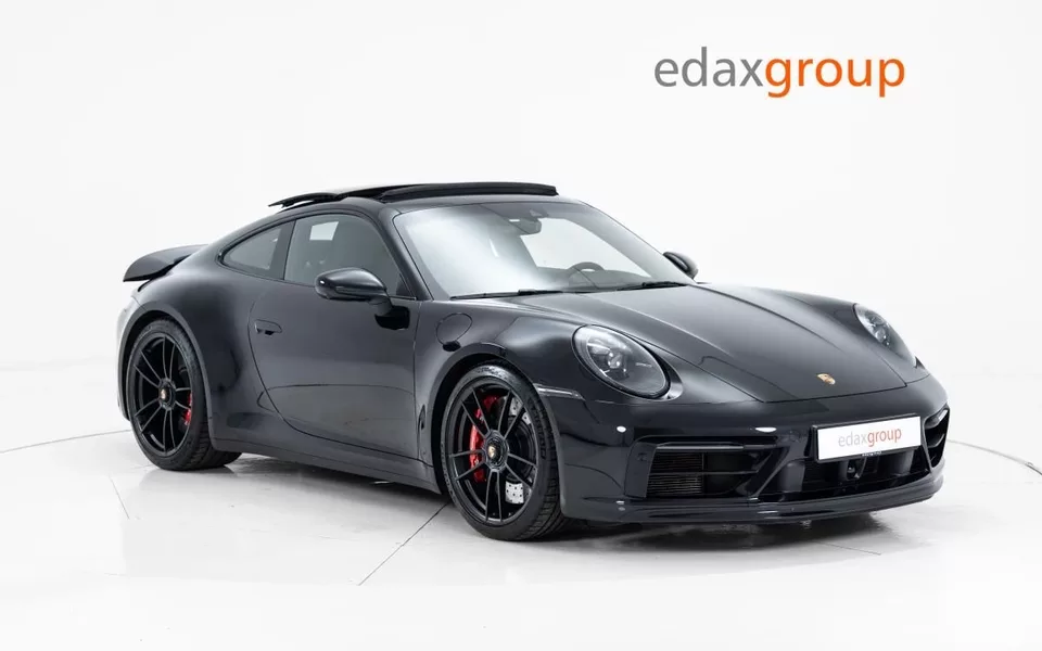Porsche 911 (992) Carrera 4 GTS PDK