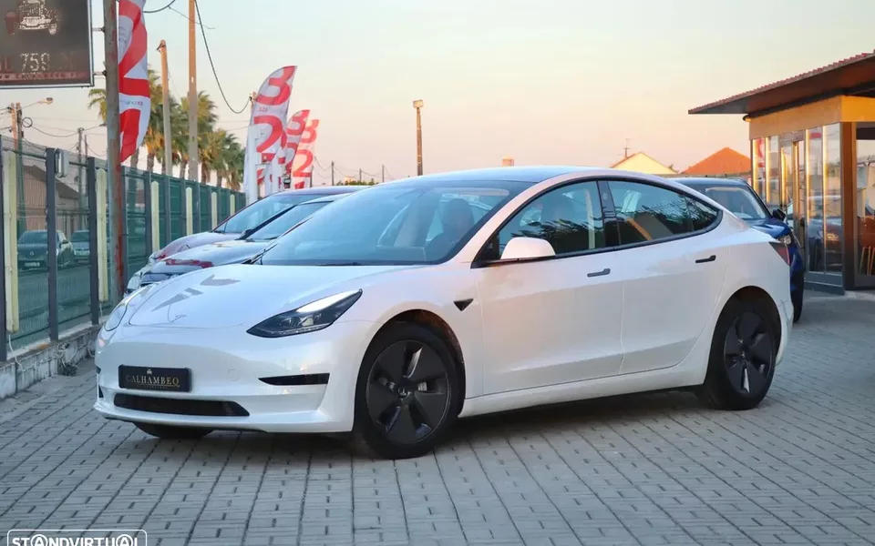 Tesla Model 3 Standard Range Plus RWD
