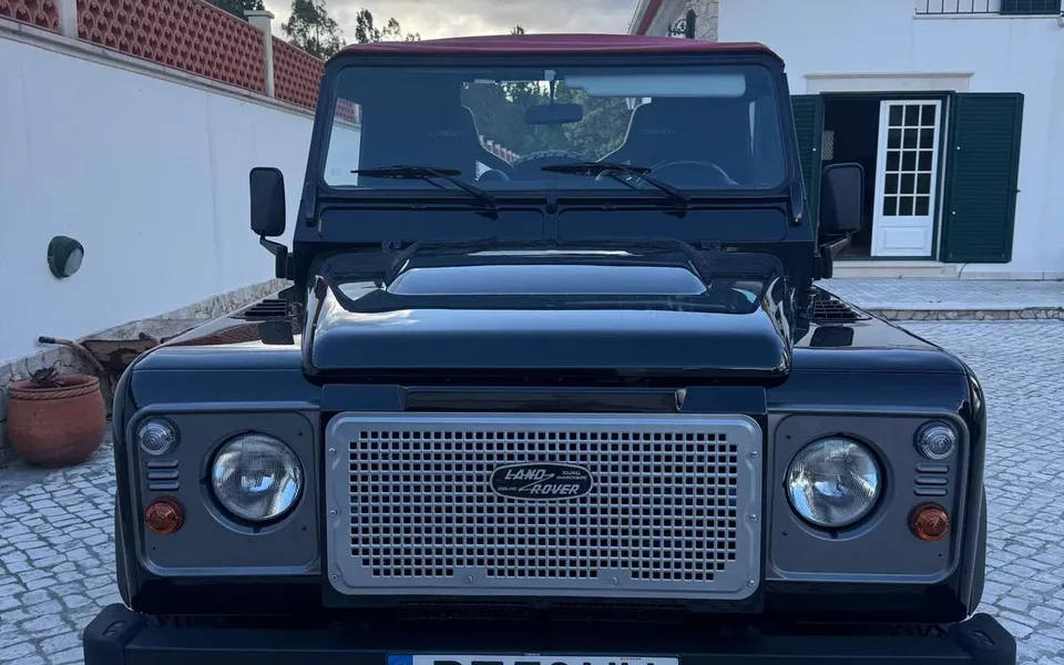 Land Rover Defender 90 DPF Soft Top E