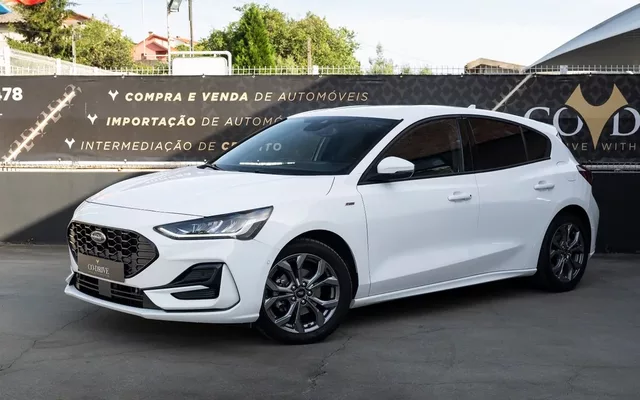 Ford Focus 1.0 EcoBoost MHEV ST-Line X