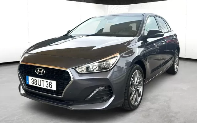 Hyundai i30 1.6 CRDi Blue Comfort+Navi DCT