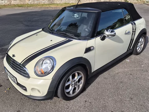 MINI Cabrio