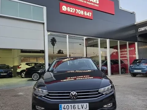 VOLKSWAGEN Passat Passat 2.0TDI EVO 90kW DSG7 - 17000€ en Miguelturra