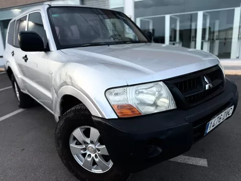 MITSUBISHI Montero Montero 3.2 DI-D Instyle - 5999€ en Andujar