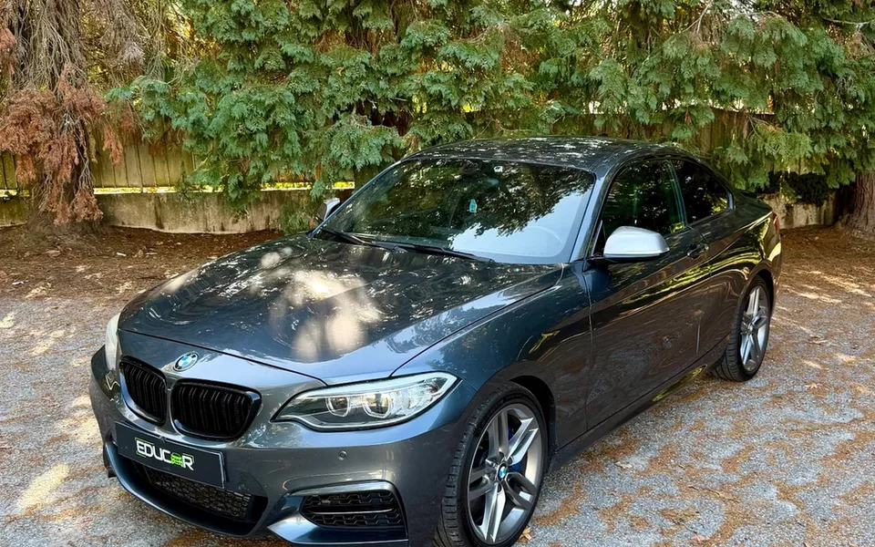 BMW M235i Standard