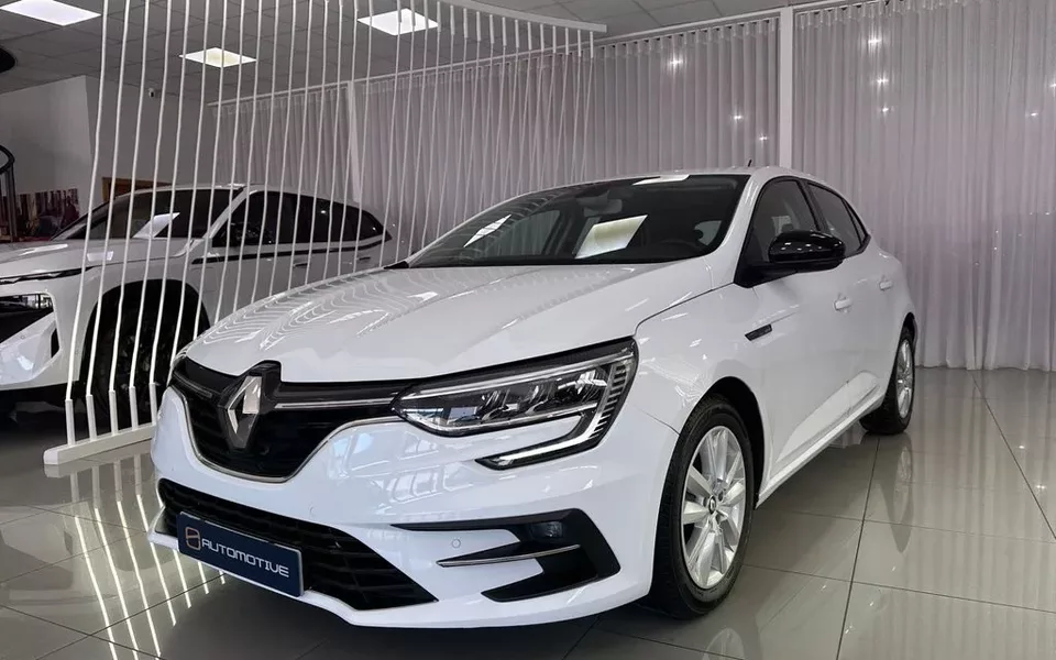 RENAULT Mégane Mégane 1.5dCi Blue Equilibre 85kW - 12990€ en Utrera