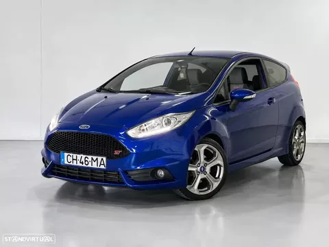 Ford Fiesta 1.6 EcoBoost c/ Pack Pele Desportiva ST