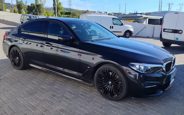 BMW 530
