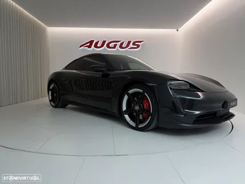 Porsche Taycan Standard