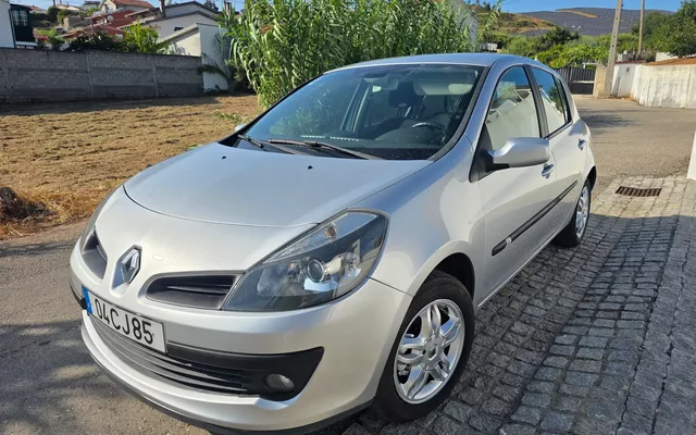 Renault Clio 1.2 16V Confort