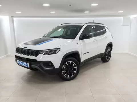 Jeep Compass 1.3 TG Trailhawk