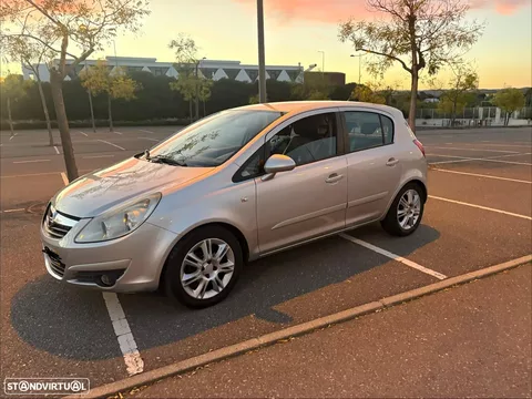 Opel Corsa 1.2 Enjoy
