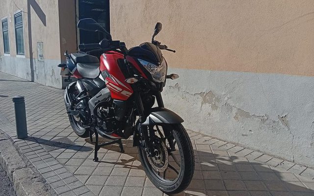 BAJAJ PULSAR NS 125
