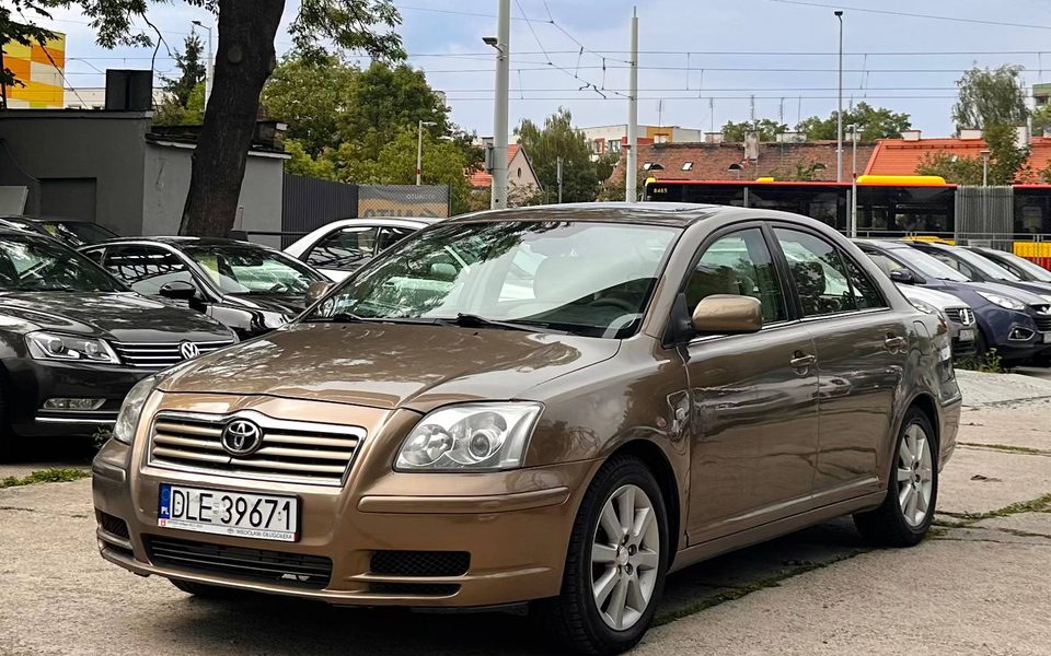 Toyota Avensis T25
