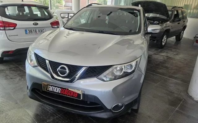 NISSAN Qashqai Q+2 1.5dCi 360 4x2 - 9000€ en Igualada