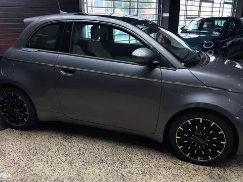 Fiat 500e 42kWh la Prima (by Bocelli)