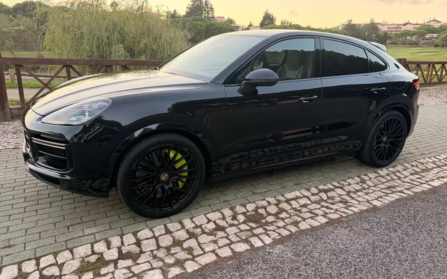 Porsche Cayenne Coupé Turbo S E-Hybrid