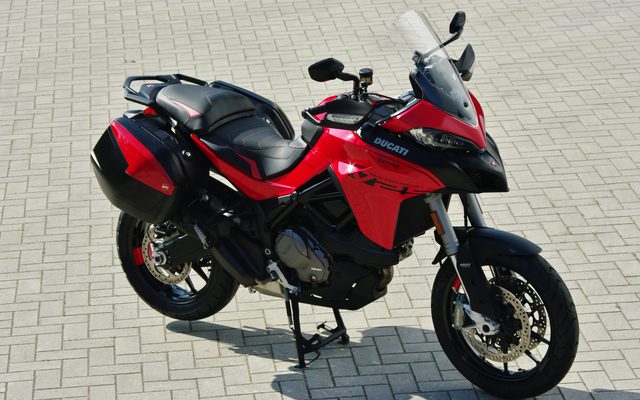 Ducati Multistrada V2 S