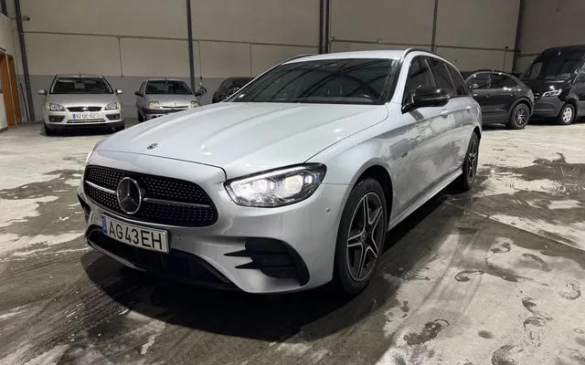 Mercedes-Benz E 300 de AMG Line