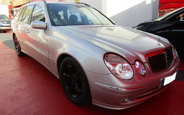 Mercedes-Benz E 270