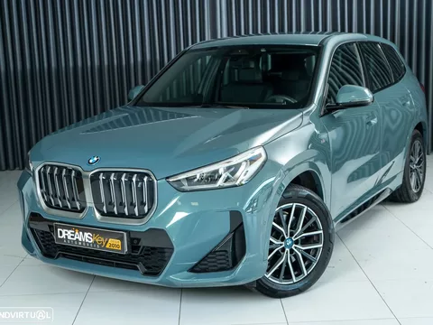 BMW iX1 xDrive30 Pack Desportivo M