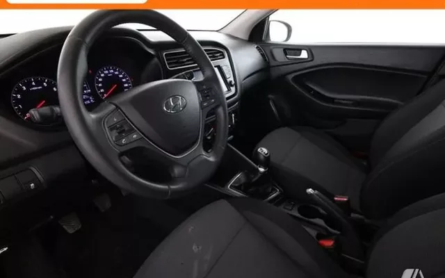 HYUNDAI i20 i20 1.2 MPI Essence LE