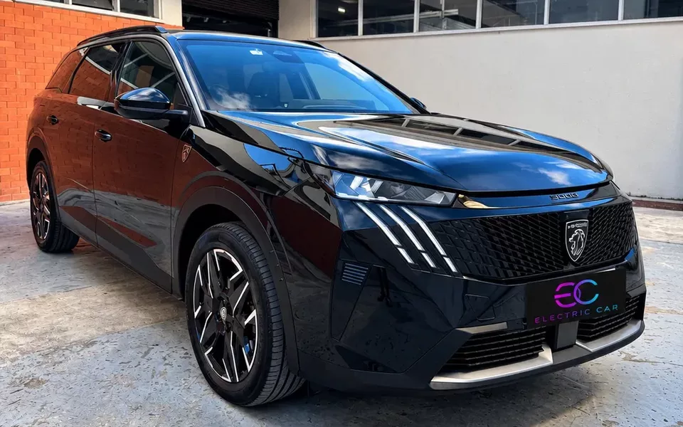 Peugeot 5008 195 e-DSC7 GT Exclusive