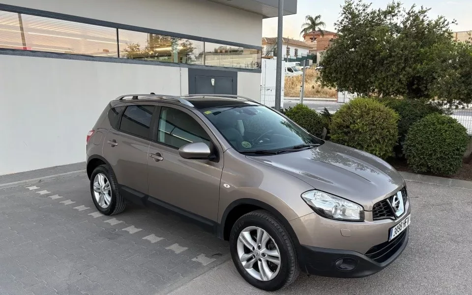 NISSAN Qashqai Q+2 1.5dCi Tekna Premium 4x2 17´´