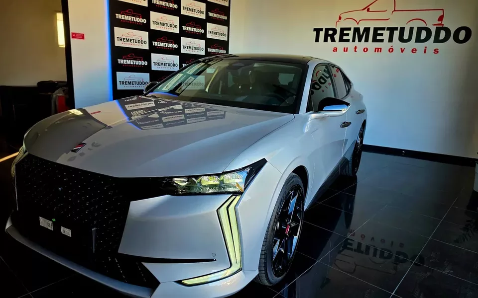 DS DS4 E-TENSE 225 PERFORMANCE LINE