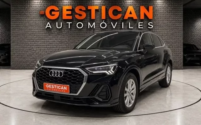 AUDI Q3 Q3 45 TFSIe Advanced S-tronic