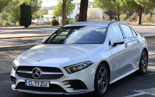 Mercedes-Benz A 200 Advanced AMG Line