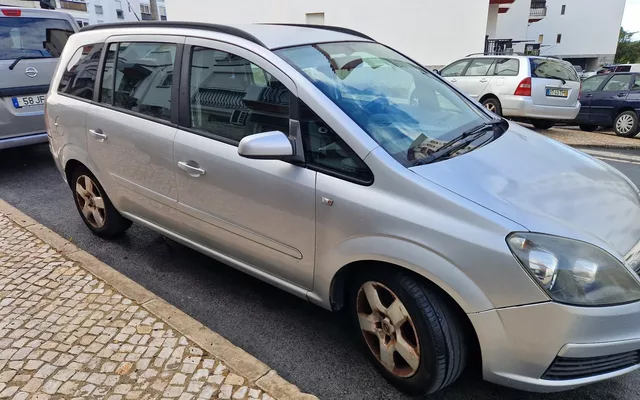 Opel Zafira 1.9 CDTI Enjoy
