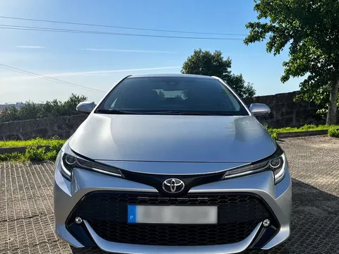 Toyota Corolla 1.8 Hybrid Square Collection