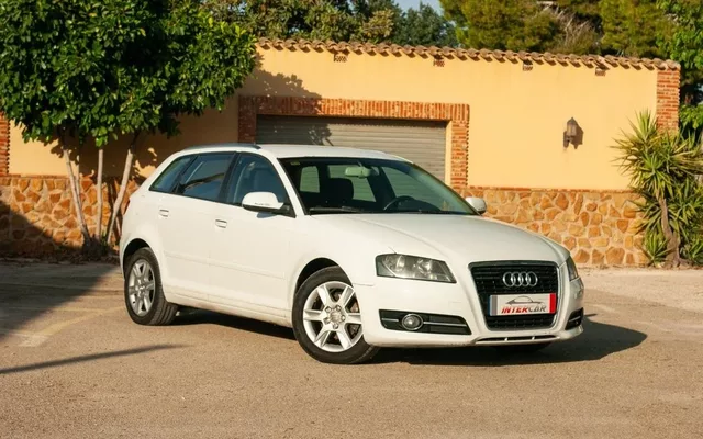 AUDI A3 A3 Sportback 1.6TDI Ambition 105