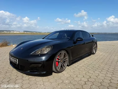 Porsche Panamera Turbo PDK