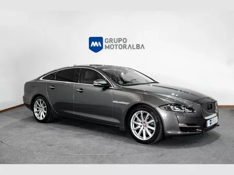 JAGUAR XJ XJ 3.0D LWB Premium Luxury Aut.