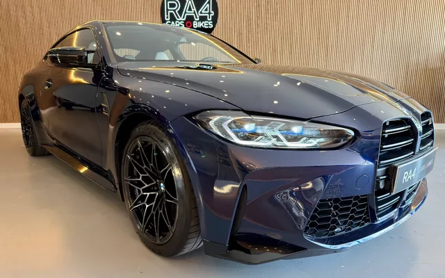 BMW M4 Competition M xDrive