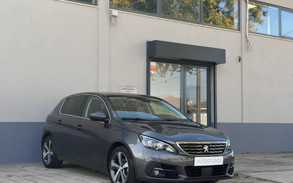 Peugeot 308 PureTech 130 GPF EAT8 Stop & Start Tech Edition